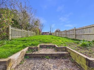 Photo 16- click for photo gallery